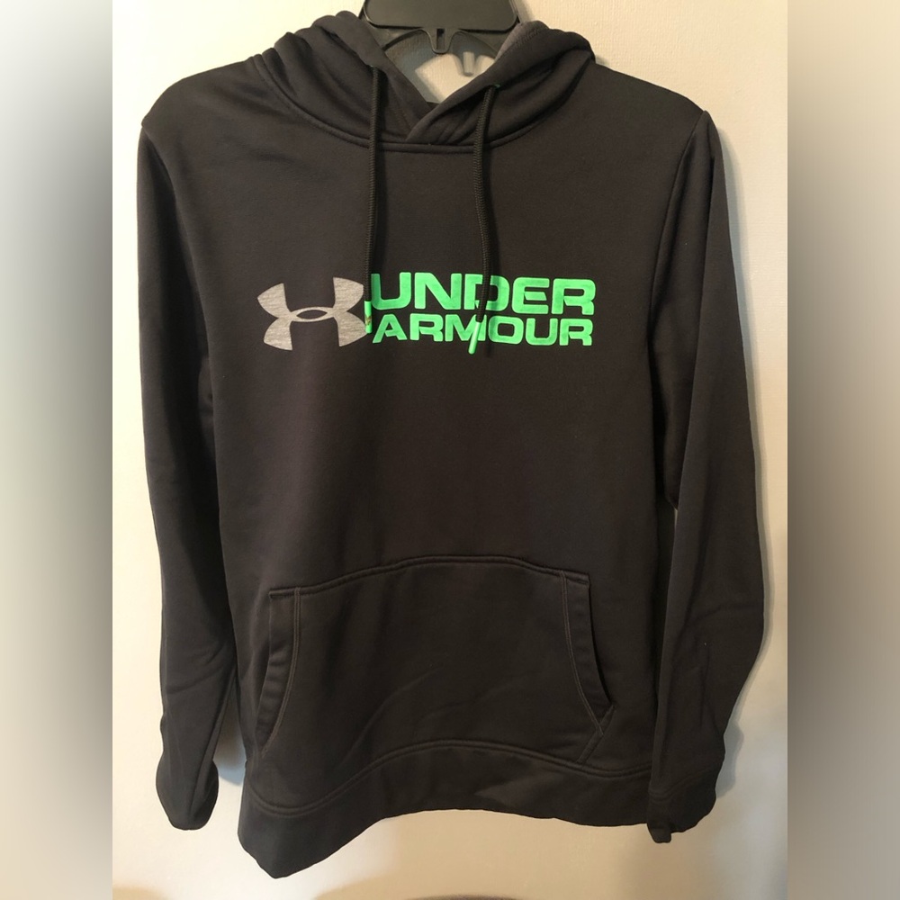 Under armour sweatshirt